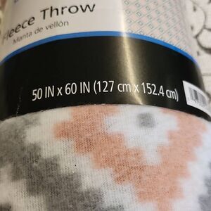 Mainstays Fleece Throw